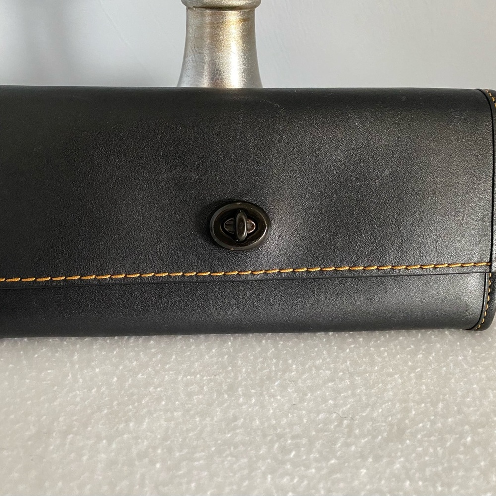 Coach 1941 Saddle Bag with contrasting stitching & matching 1941 Turnlock Wallet - Picture 9 of 16